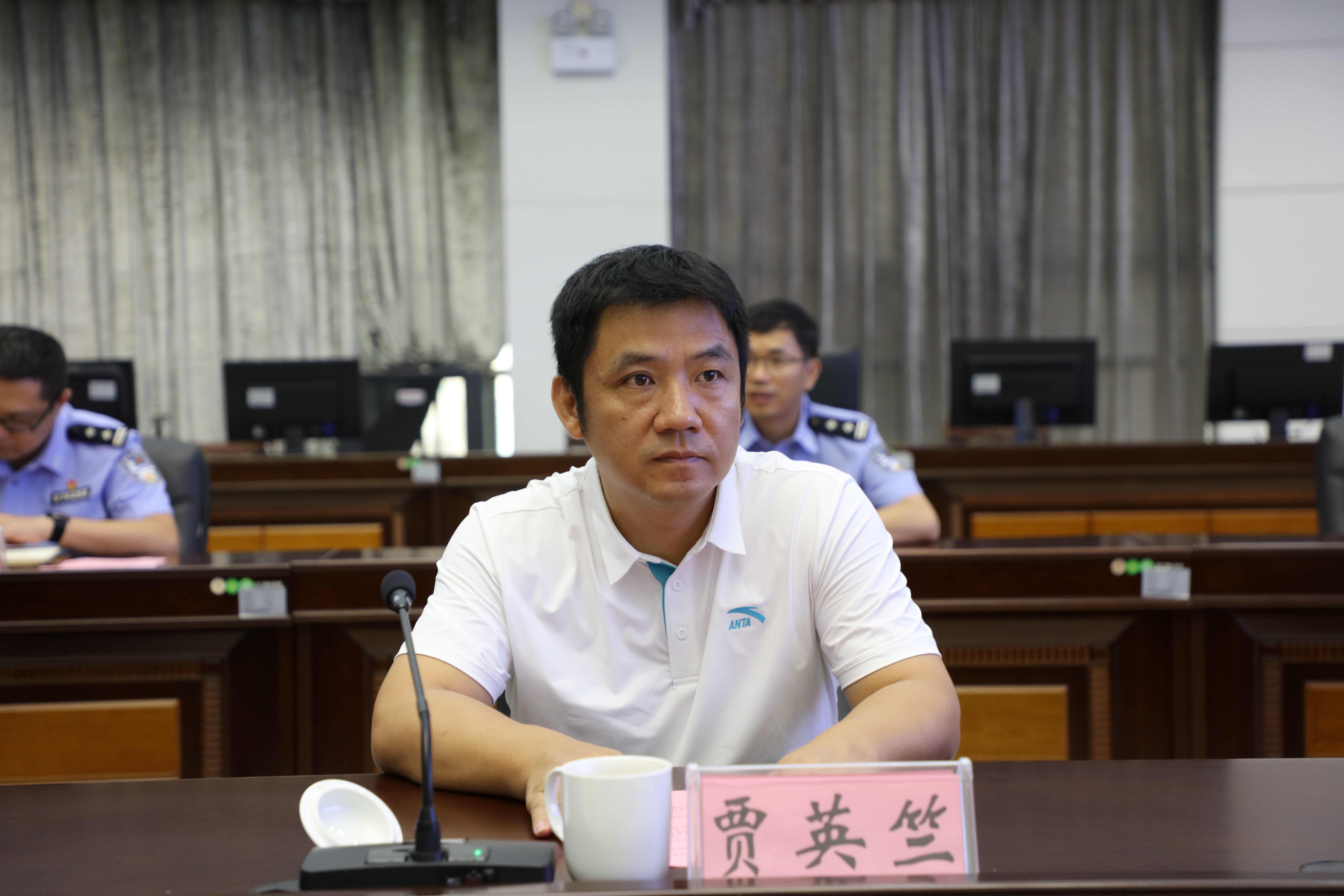 贾英竺.JPG